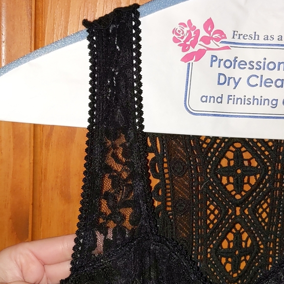 Black cocktail dress - Picture 2 of 7